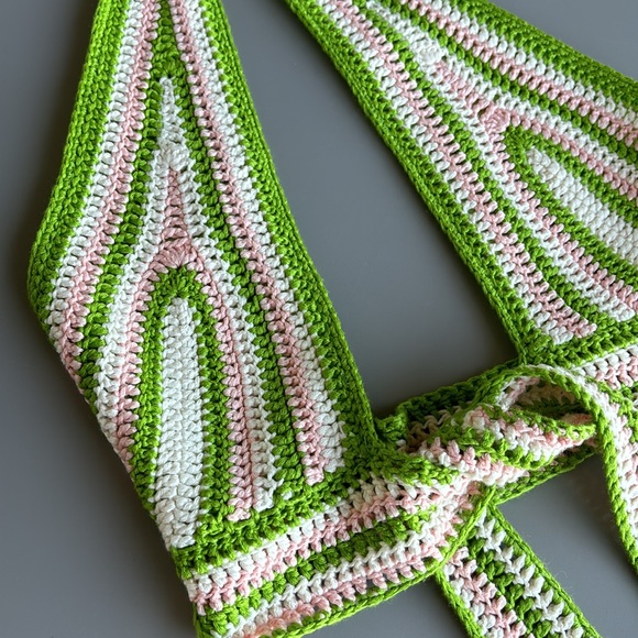 Crochet halter top - lined - Picture 3 of 10